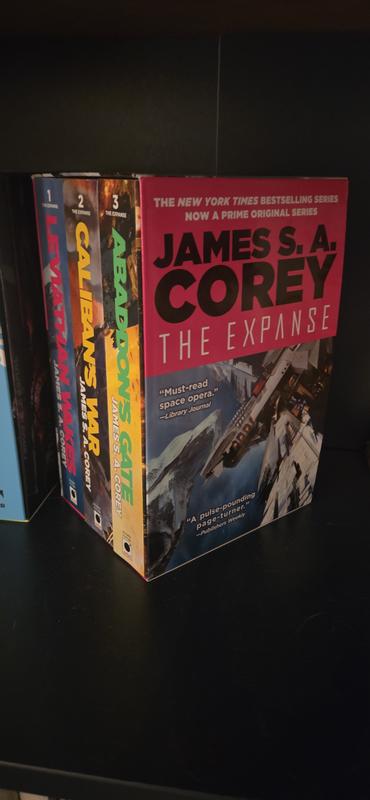 The Expanse Hardcover Boxed Set: Leviathan Wakes, Caliban's War