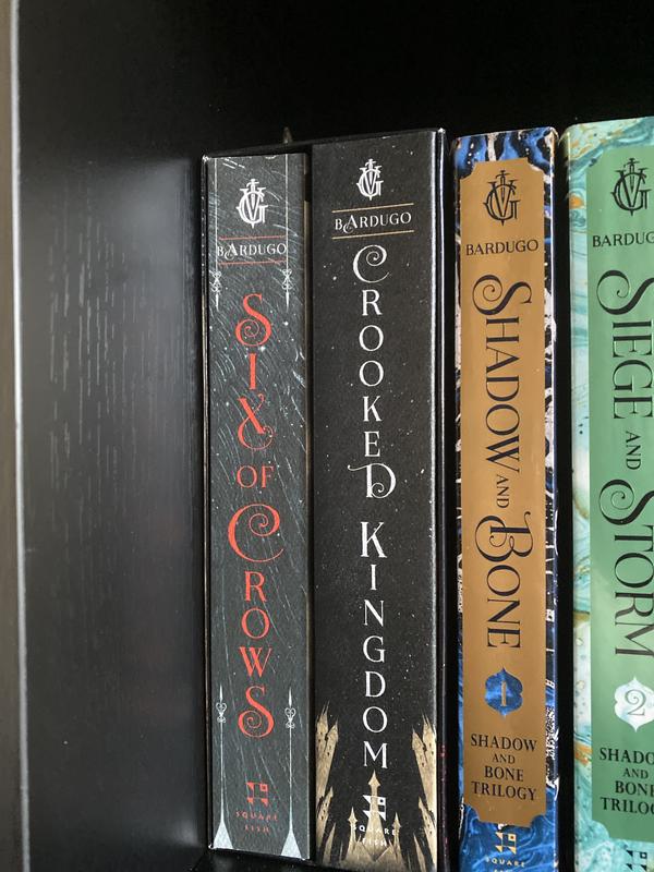 Six Of Crows Boxed Set: Six Of Crows, Crooked Kingdom Book By