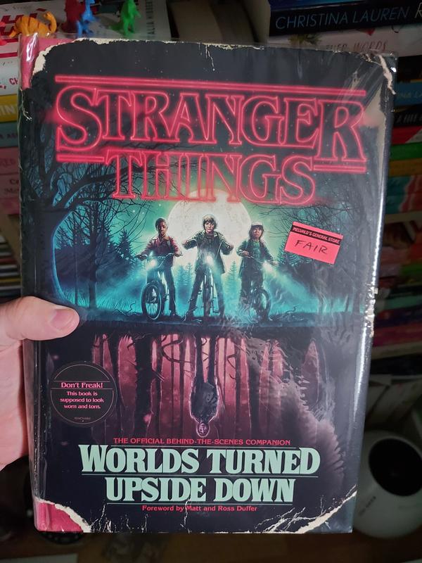 Spot stranger things: an upside-down world official art book