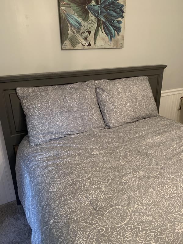 allen + roth Emerton Full/Queen 3 pc comforter set Gray Medallion Full ...