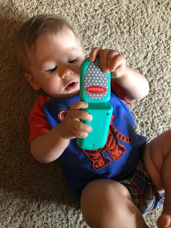 Flip and Peek Fun Phone