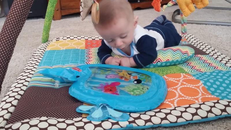 infantino pat and play water mat
