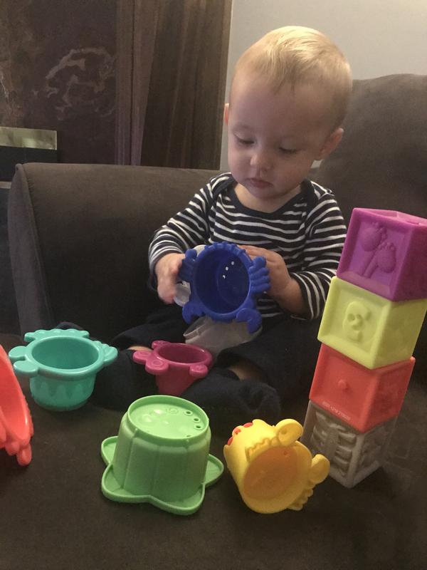 Balls, Blocks & Cups™ – Infantino