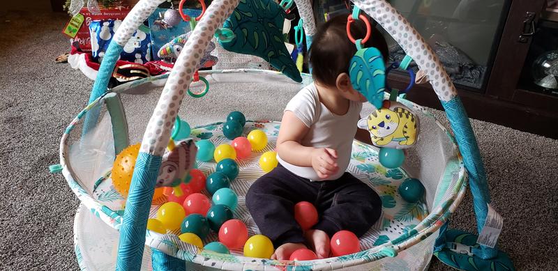 4-in-1 Jumbo Activity Gym & Ball Pit – Infantino