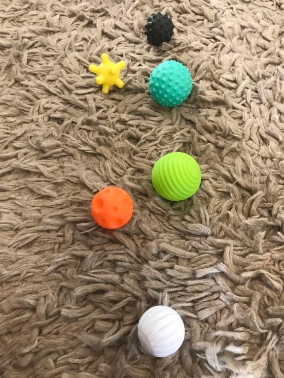 infantino textured multi ball set 10