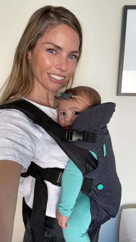 Flip 4 in 1 Convertible Baby Carrier Infantino