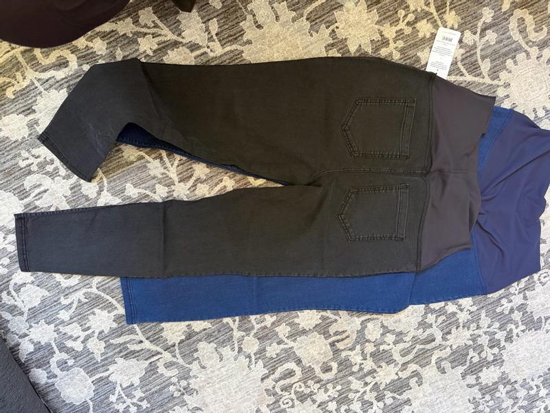 Customer photo for "Comfortable and Stylish"