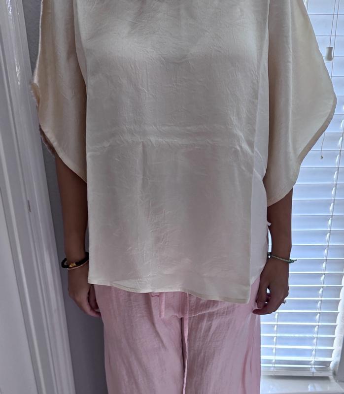 Customer photo for "Cute blouse"