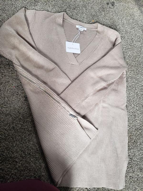 Review Thumbnail Image 0 297694622