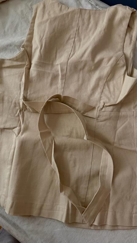 Customer photo for "Beautiful quality, comfortable linen fabric, and very soft against the skin."