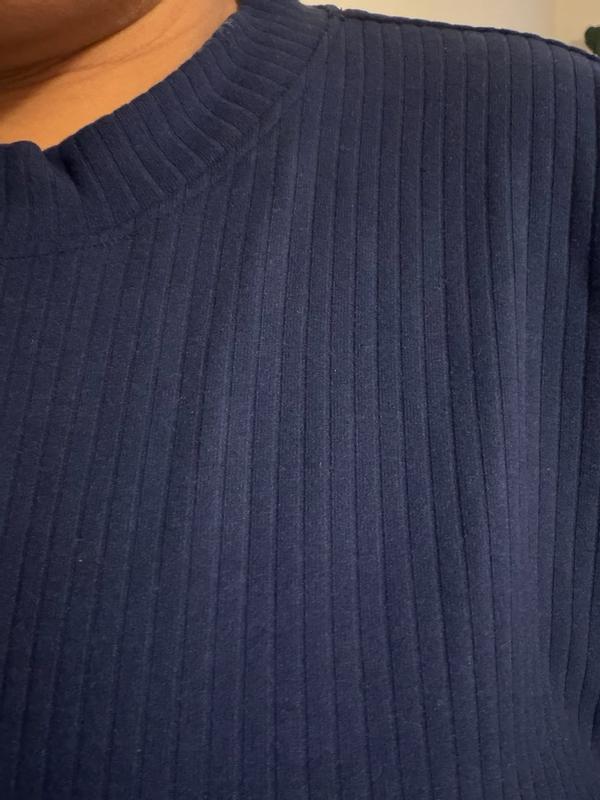 Customer photo for "The fabric is extremely soft and comfortable."