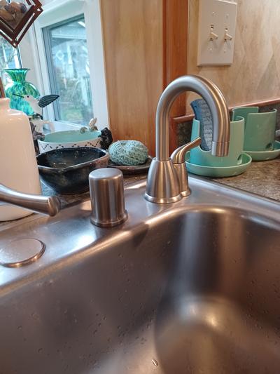 InSinkErator Invite HOT150 Instant Hot Water Dispenser W/ Standard Filtration System & 1 Handle 6.25 In. Faucet In Chrome H HOT150C SS/F 1000S   The Home Depot - Foto 4