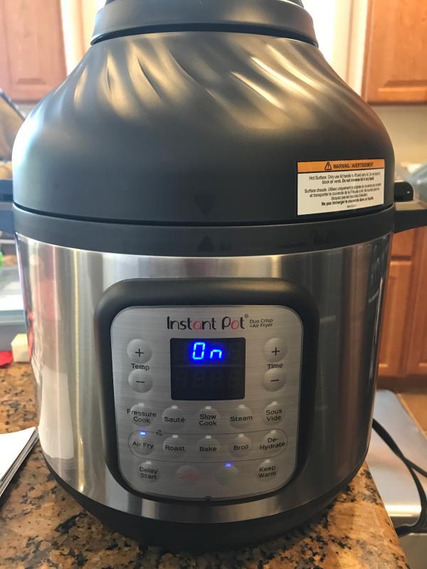 Instant Pot Duo Crisp Air Fryer 6 quart Multi Use Pressure