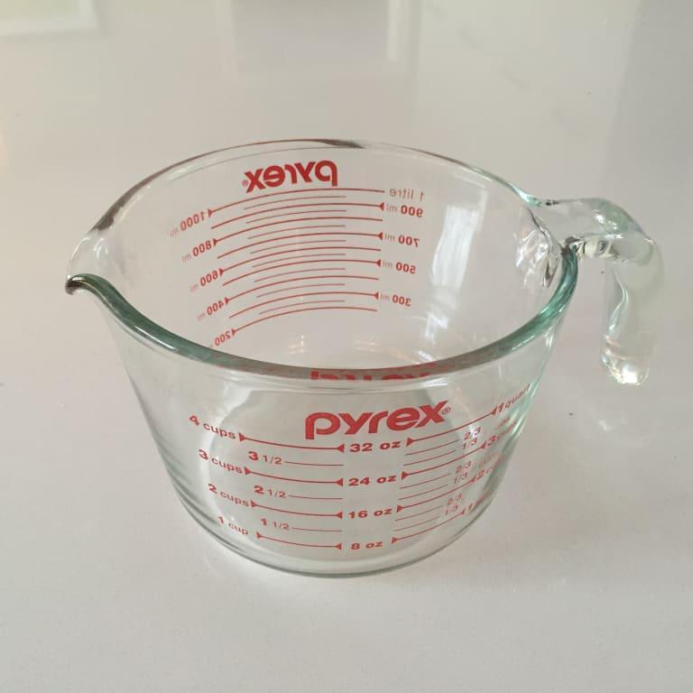 Pyrex 4 Cup (32 Oz) Measuring Cup - Very Smart Ideas