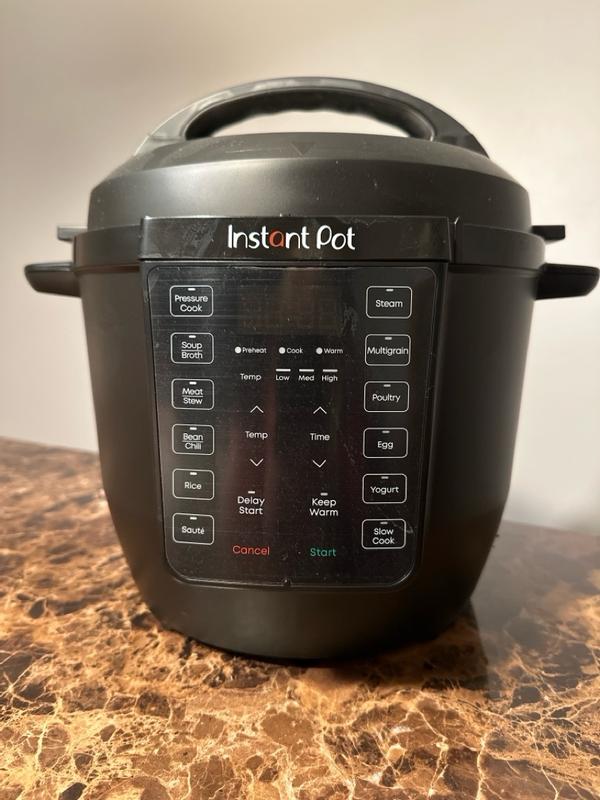 Instant Pot 112-2000-01 RIO Chef Series 6 Qt Pressure Cooker and Multi- Cooker