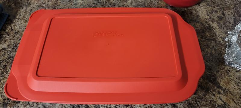 Pyrex® Sculpted Oblong Dish with Lid - Red/Clear, 3 quart - City