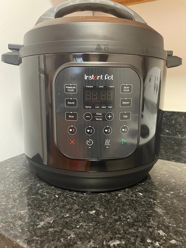 Instant Pot® Pro™ 8-quart Multi-Use Pressure Cooker