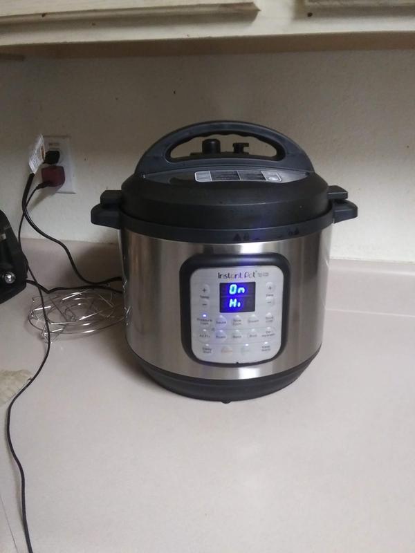 Instant Pot, Duo 7-in-1 Mini 3 Qt. Electric Pressure Cooker - Zola
