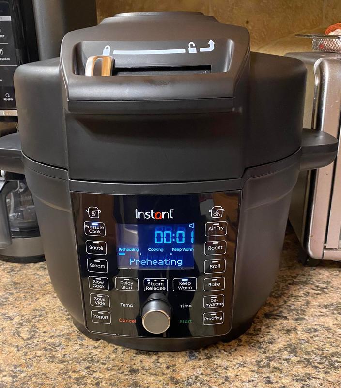 Instant Pot Duo Crisp w/ Ultimate Lid: On “Pressure Cook” + natural  release, IP let's out a TON of steam during preheating. Is this normal? : r/ instantpot