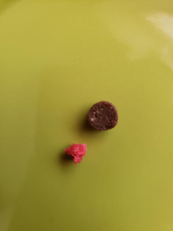 You can see the color and size of the rubber