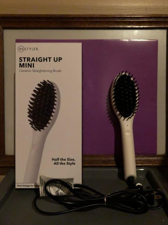 Straight Up Mini Ceramic Hair Straightening Brush by InStyler