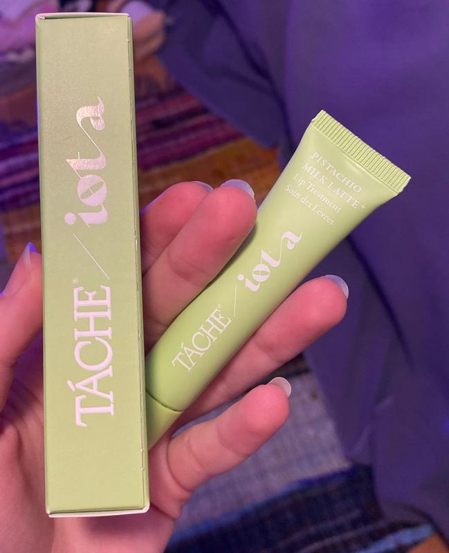 Customer photo for "best service and lip balm ever!!"