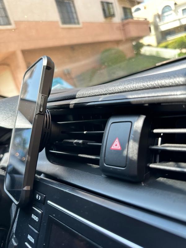 Customer carousel item 9.