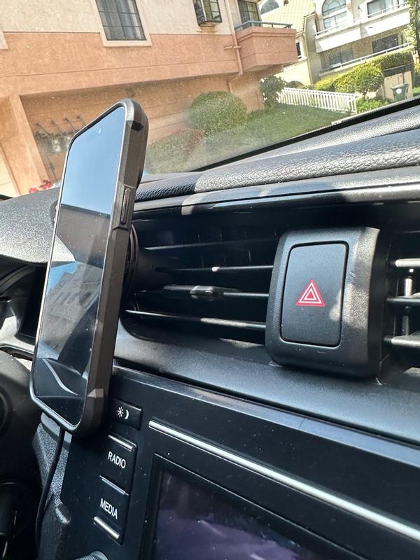 Customer carousel item 10.