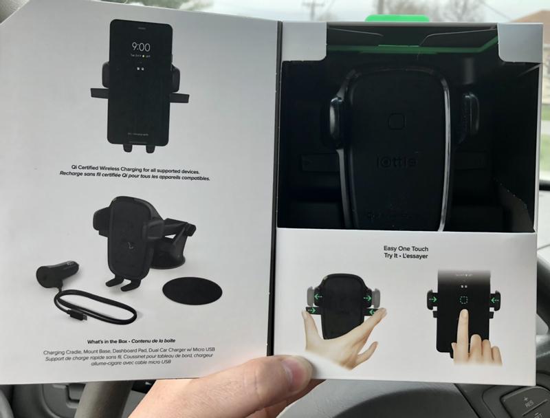 Iottie Wireless 2 Dashboard Charger in packaging