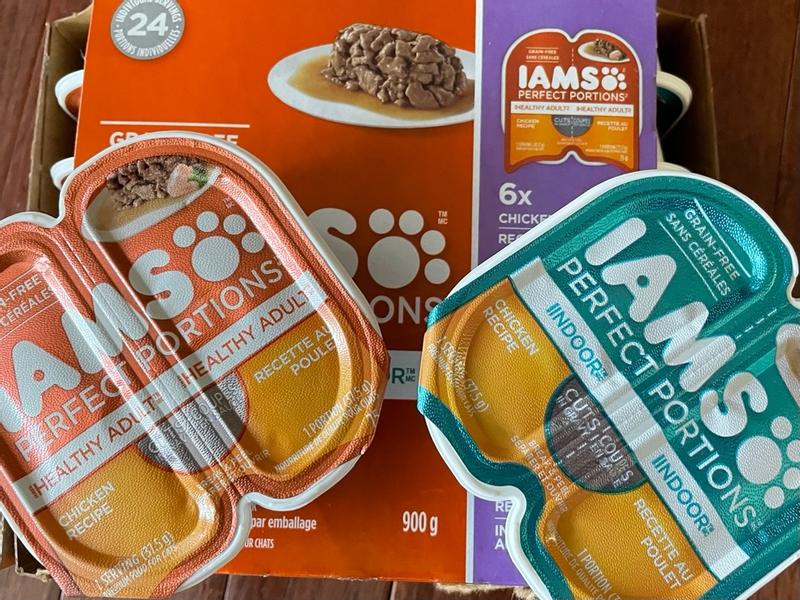 IAMS PERFECT PORTIONS Healthy Adult Wet Cat Food Variety Pack Chicken Indoor Chicken Cuts In Gravy