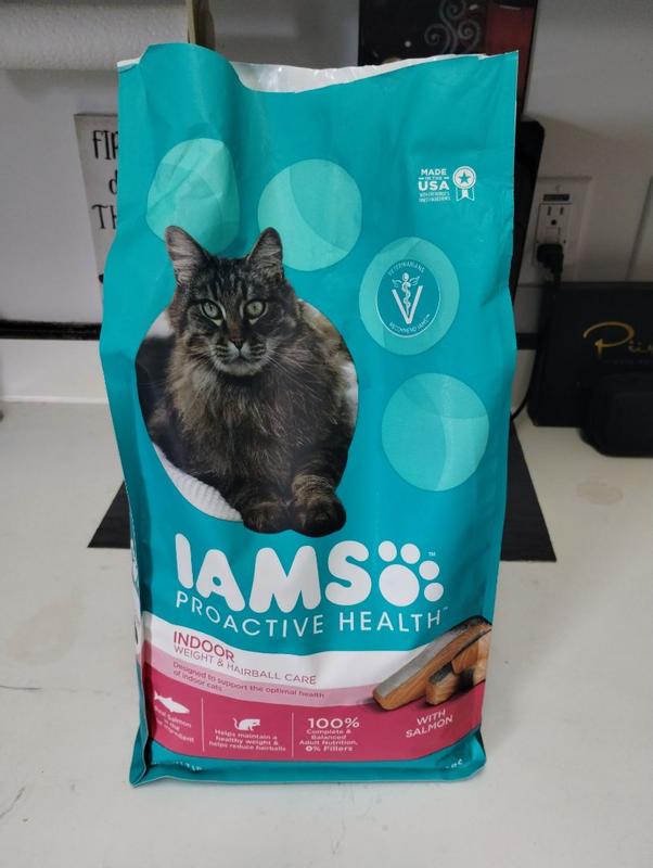 Iams weight management cat food hotsell