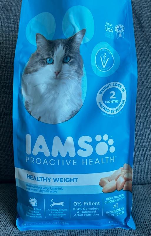 IAMS PROACTIVE HEALTH Healthy Weight Adult Dry Cat Food with Chicken, 22  lb. Bag