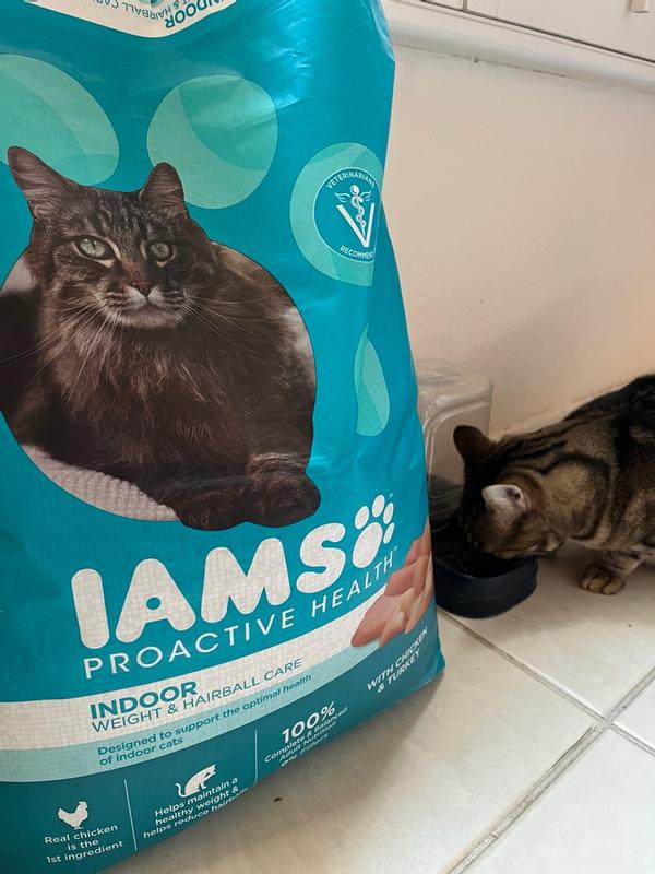 IAMS Proactive Health Indoor Weight Hairball Care Adult Cat Food