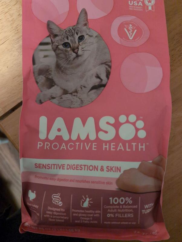 Iams sensitive stomach outlet cat food