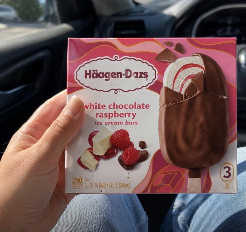 White Chocolate Raspberry Ice Cream Bar | Häagen-Dazs®