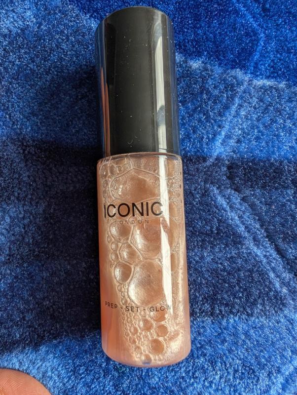 Customer photo for "Awesome dewy look"