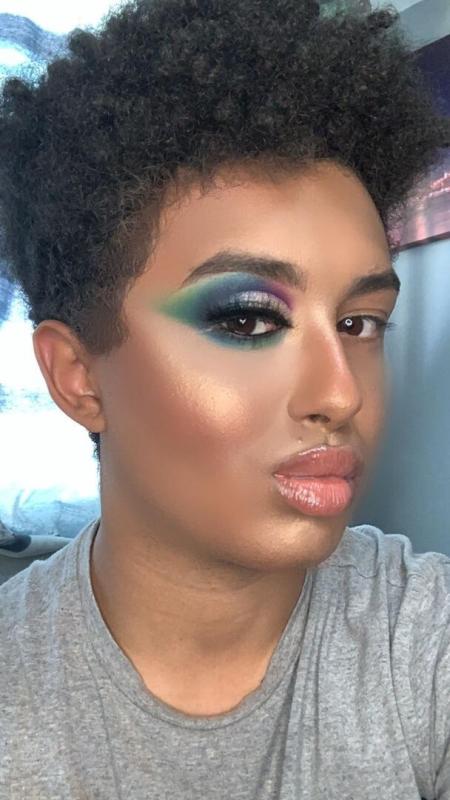 Customer photo for "Iconic drops and spray"