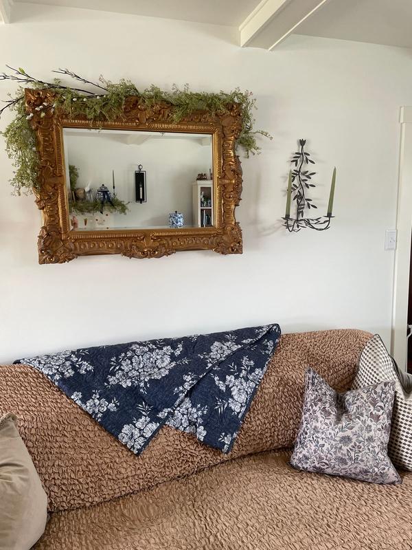 Customer carousel item 2.