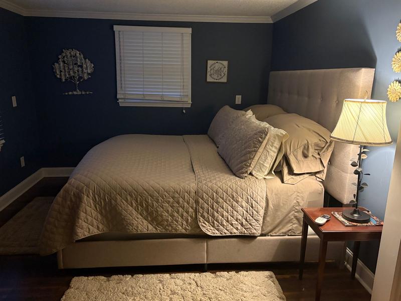 Customer carousel item 5.