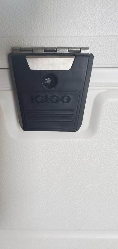 IGLOO 94 qt. Marine Elite Cooler