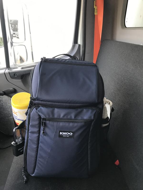 Igloo 30-Can Gray MaxCold Voyager Backpack - 66320