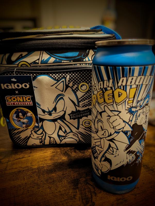 Igloo Coolers | Sonic The Hedgehog Green Hill Zone Little Playmate 7 qt Cooler