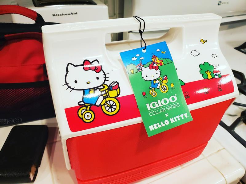 ❣️Hello Kitty Igloo Classic Playmate Mini 4Qt Cooler Limited Edition Fast Ship❣️
