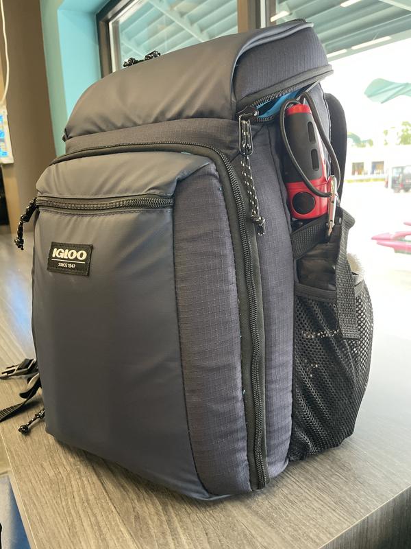 Igloo MaxCold Voyager 30-Can Backpack Cooler