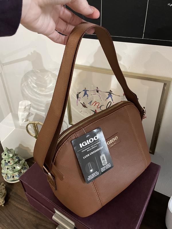 Customer photo for "Cute! Non-removable strap"