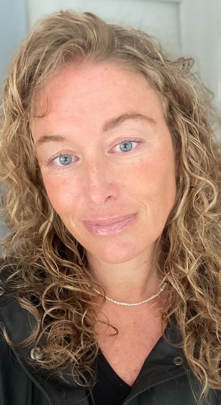 Customer photo for "Like a barrier cream for your lips"