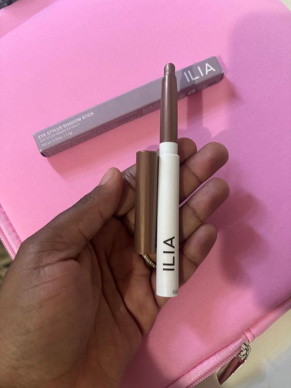 Customer photo for "Eye Stylus Shadow Stick"