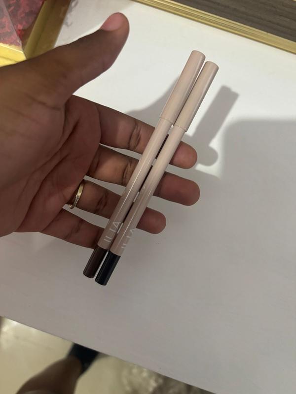 Customer photo for "Thru Line Waterproof Eyeliner"