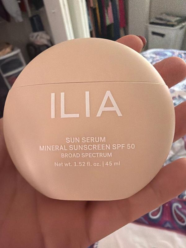 Customer photo for "Serum matches my skin color and doesn’t cause any breakouts."