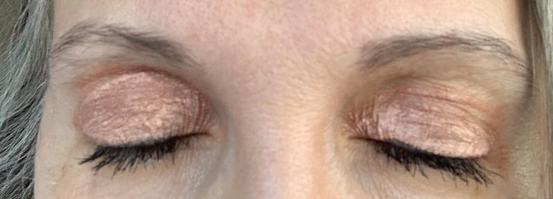 Customer photo for "patchy terrible formula, inconsistent application and easy to break applicators"